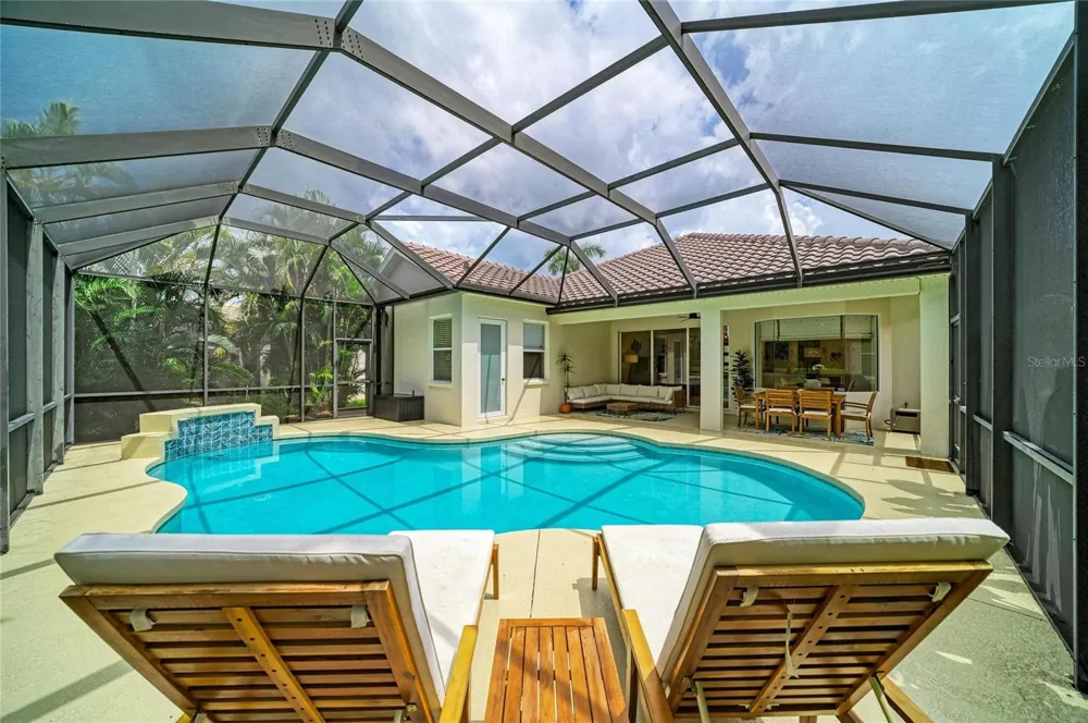 6690 TAILFEATHER WAY Bradenton, FL 34203