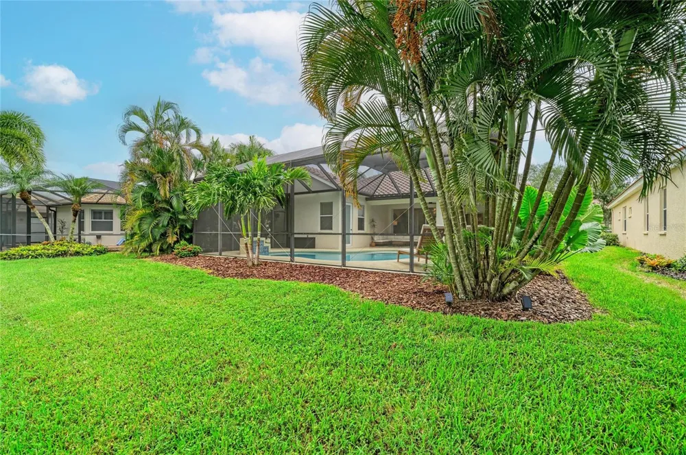 6690 TAILFEATHER WAY Bradenton, FL 34203