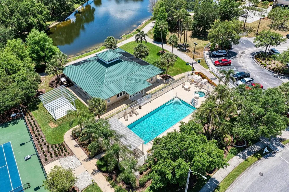 6690 TAILFEATHER WAY Bradenton, FL 34203