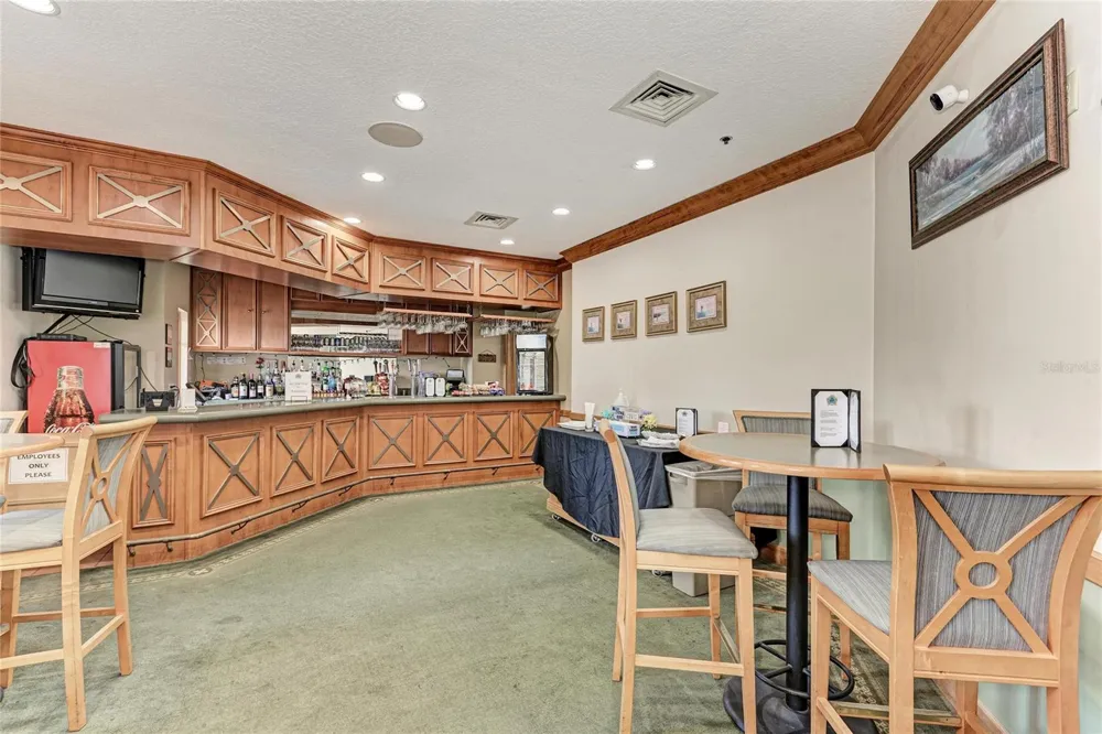 6690 TAILFEATHER WAY Bradenton, FL 34203