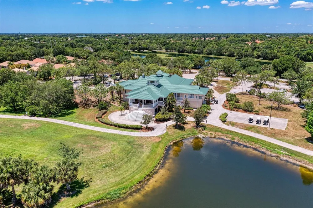 6690 TAILFEATHER WAY Bradenton, FL 34203