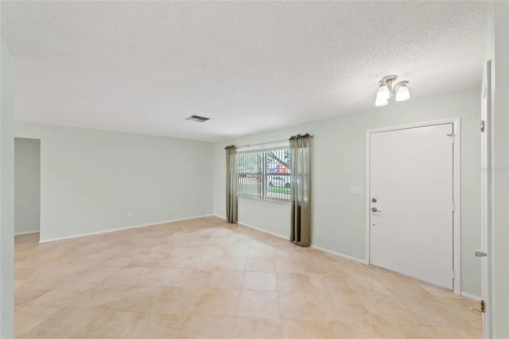 4243 CHIPMUNK DRIVE New Port Richey, FL 34653