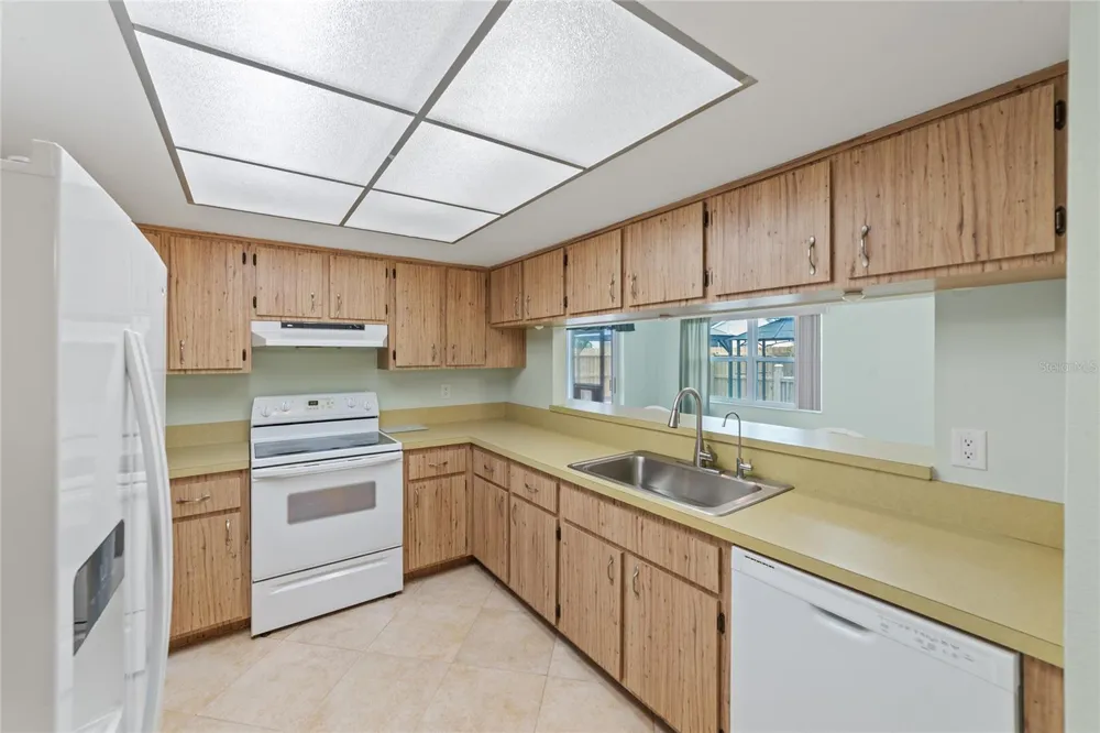 4243 CHIPMUNK DRIVE New Port Richey, FL 34653