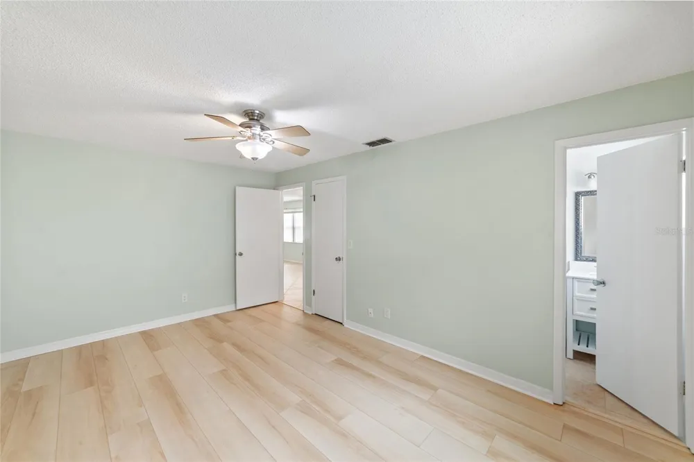 4243 CHIPMUNK DRIVE New Port Richey, FL 34653