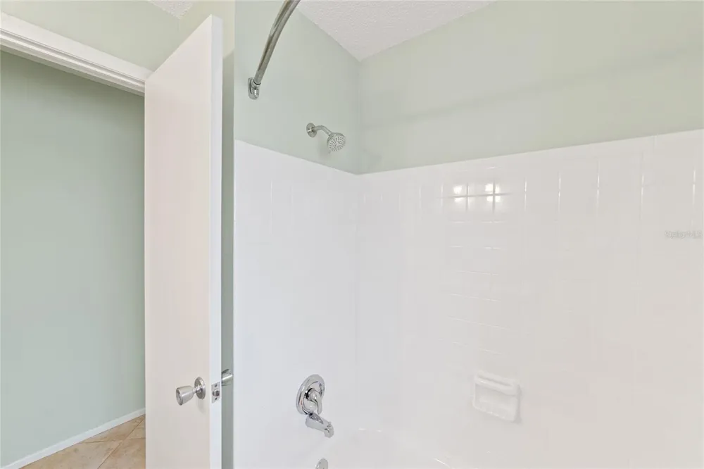 4243 CHIPMUNK DRIVE New Port Richey, FL 34653