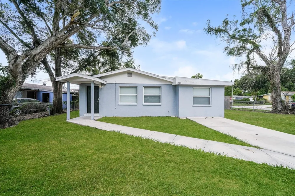 10301 17TH STREET Tampa, FL 33612