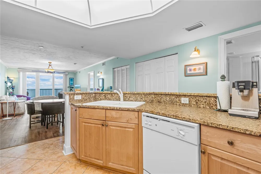 2055 S ATLANTIC AVENUE #307 Daytona Beach Shores, FL 32118