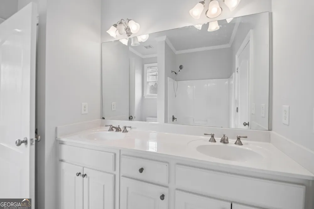 1040 E Magnolia LOOP Madison, GA 30650