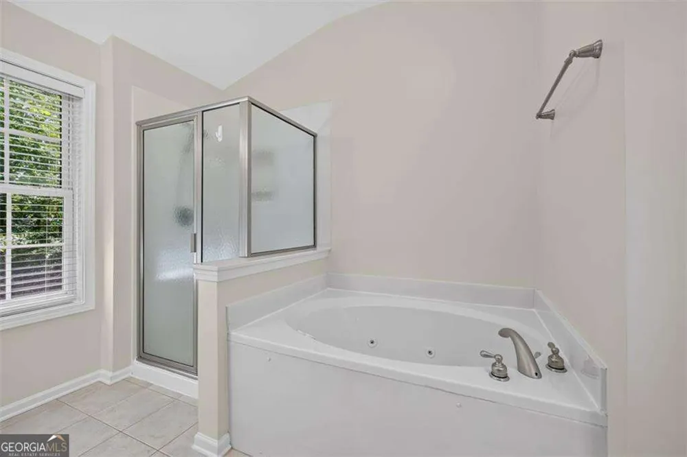 2294 Meadow's End Duluth, GA 30097