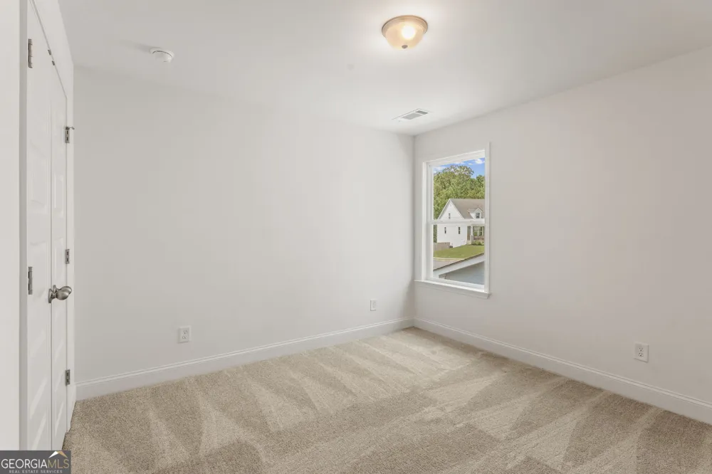 7371 Rocklin LN Flowery Branch, GA 30542