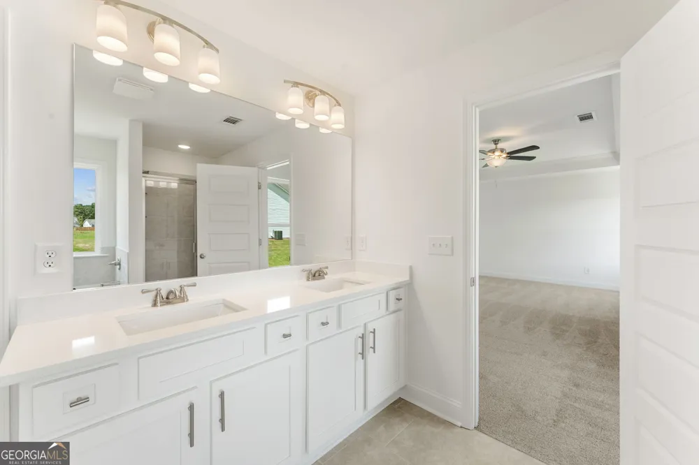 7371 Rocklin LN Flowery Branch, GA 30542