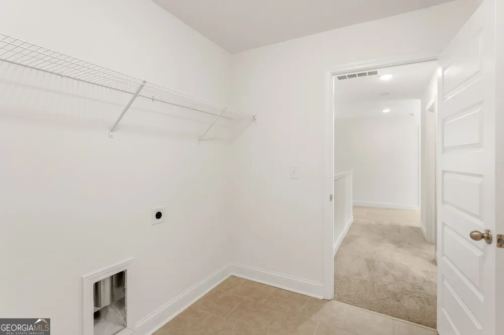 7371 Rocklin LN Flowery Branch, GA 30542