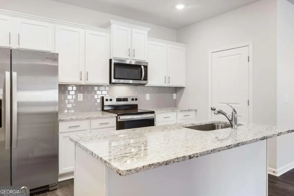 401 Whitehorse WAY Conyers, GA 30094