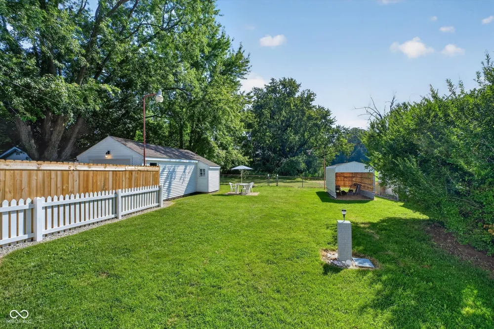 3912 Main Street Anderson, IN 46013