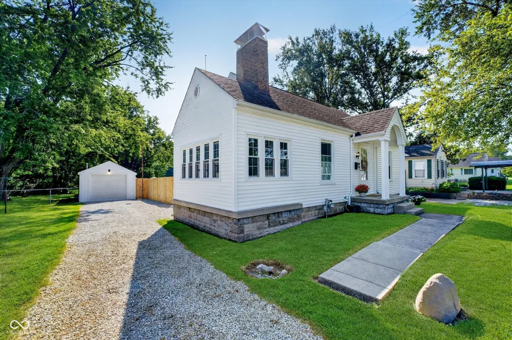3912 Main Street Anderson, IN 46013