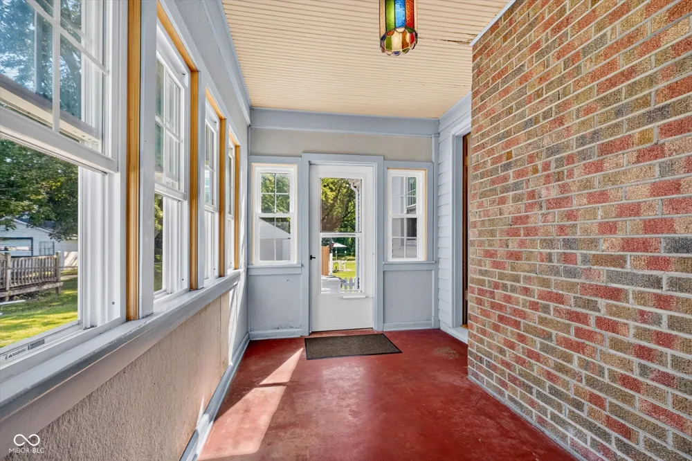 3912 Main Street Anderson, IN 46013