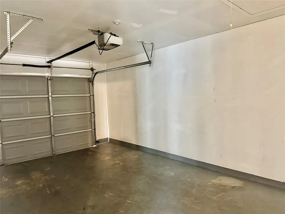 8112 Willet Trail Trail #B Austin, TX 78745