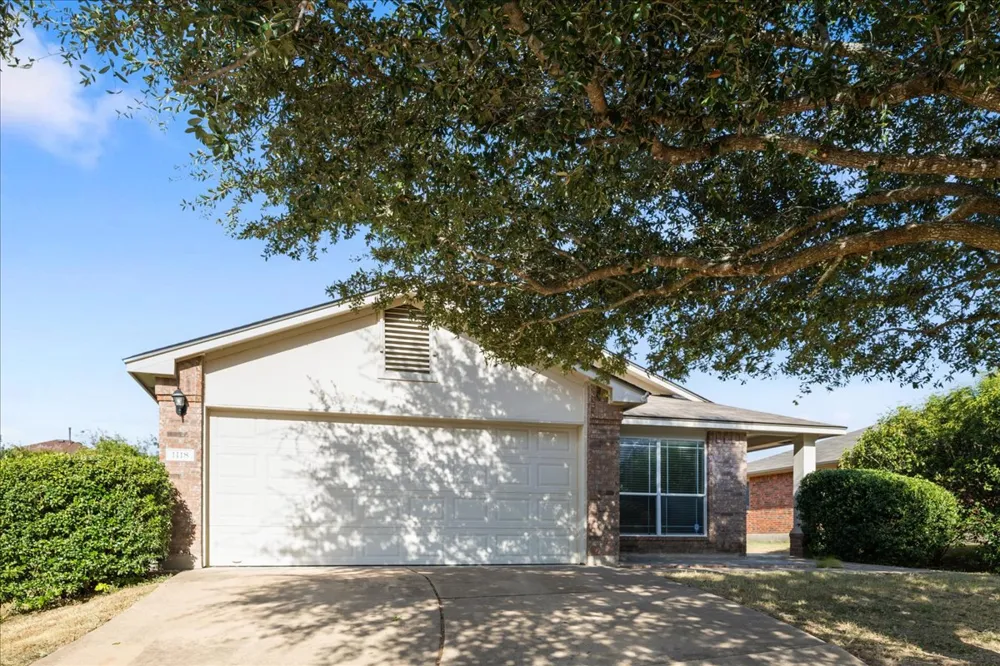 1118 Remington Drive Leander, TX 78641