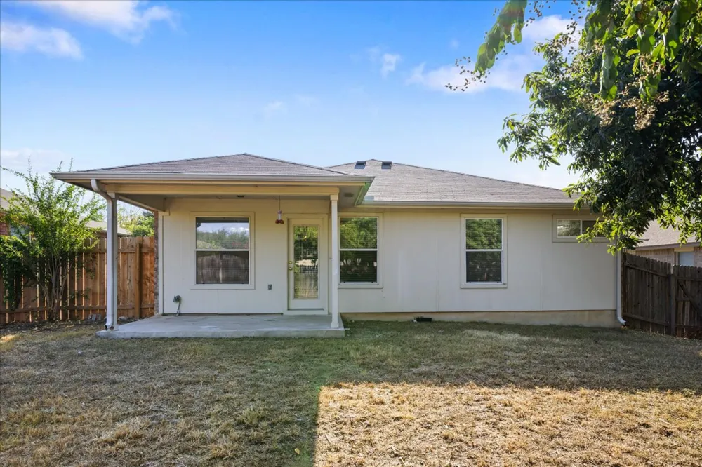 1118 Remington Drive Leander, TX 78641