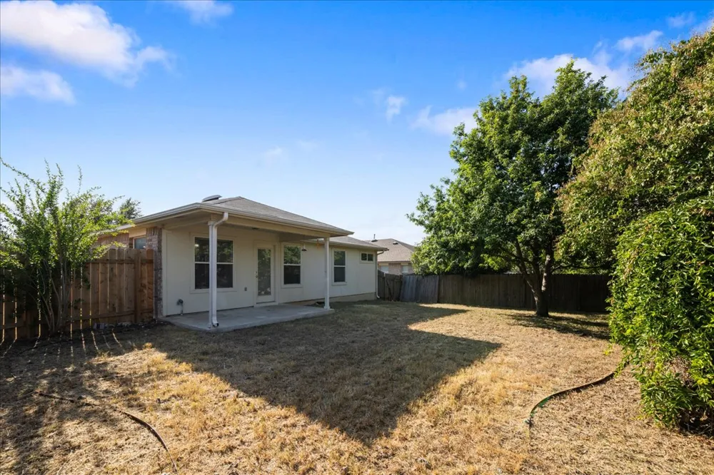 1118 Remington Drive Leander, TX 78641
