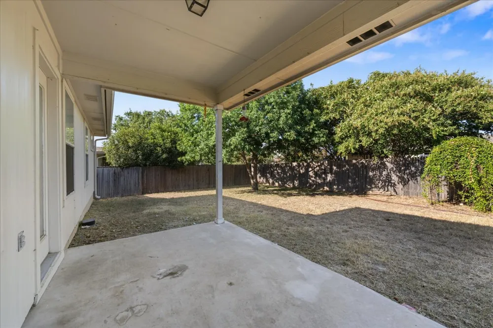1118 Remington Drive Leander, TX 78641