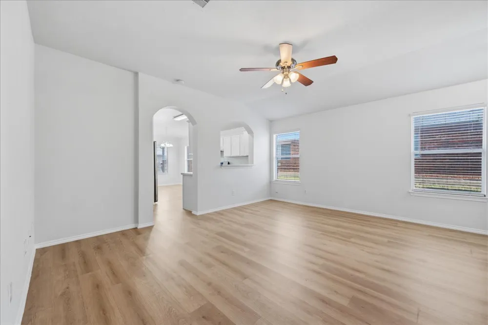 1118 Remington Drive Leander, TX 78641