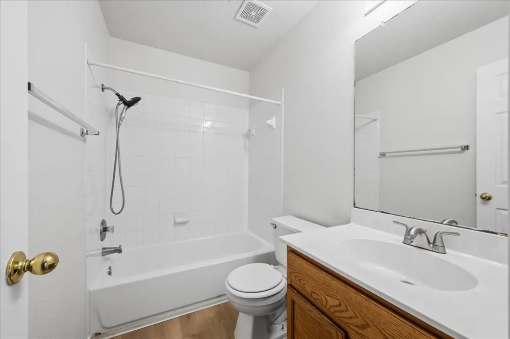 1118 Remington Drive Leander, TX 78641