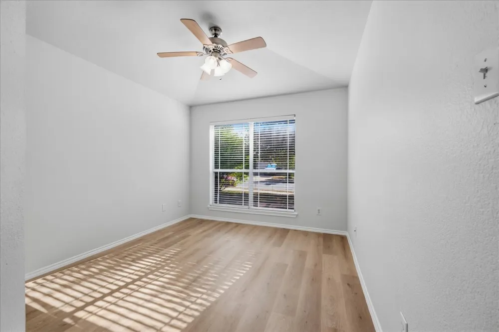 1118 Remington Drive Leander, TX 78641