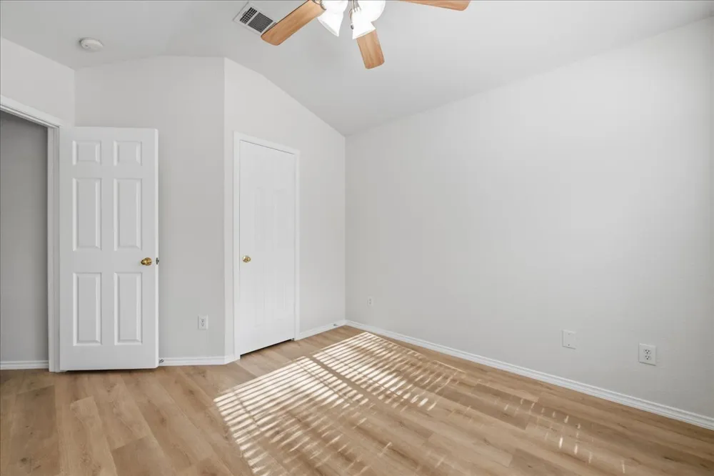 1118 Remington Drive Leander, TX 78641