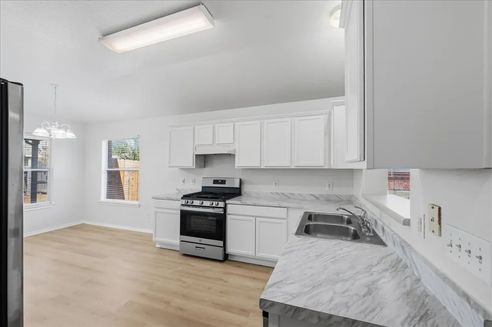 1118 Remington Drive Leander, TX 78641