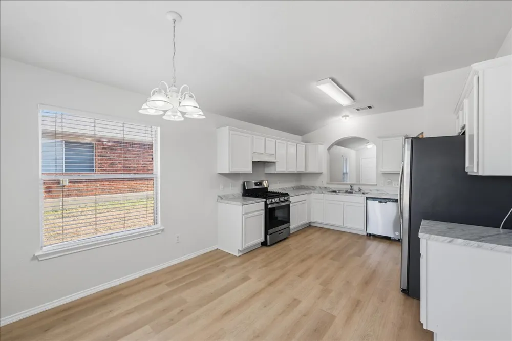 1118 Remington Drive Leander, TX 78641