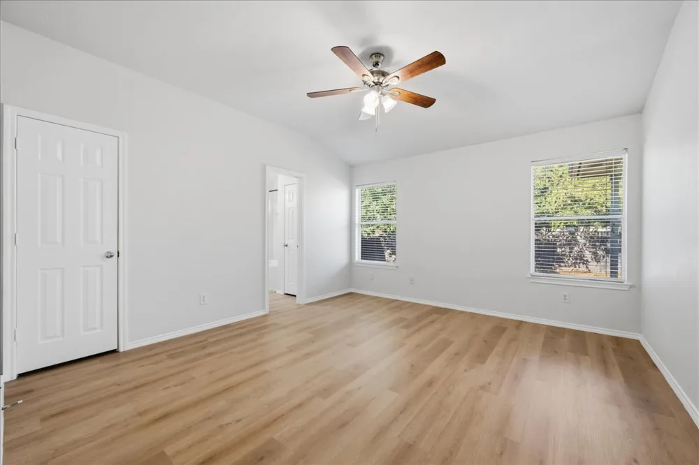 1118 Remington Drive Leander, TX 78641