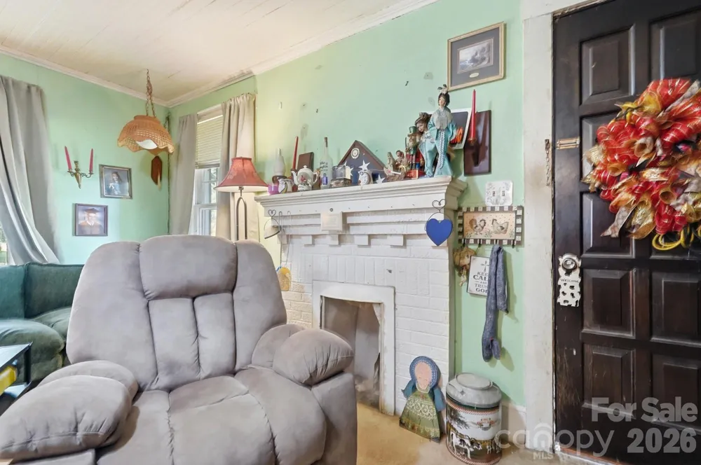 109 Salisbury Street Rockwell, NC 28138