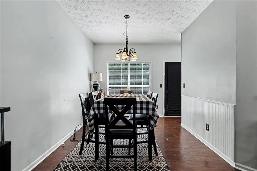 5142 Spring Glen Court Douglasville, GA 30135