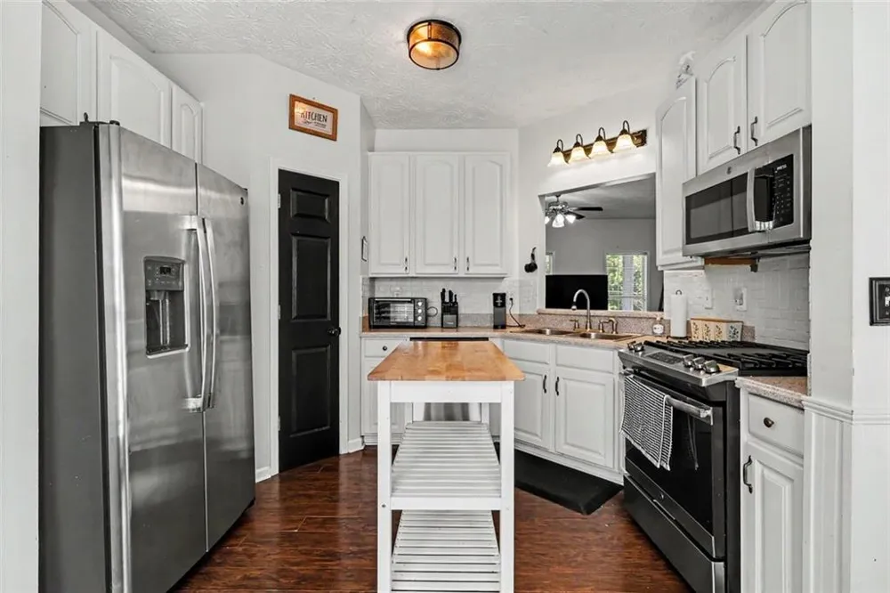 5142 Spring Glen Court Douglasville, GA 30135