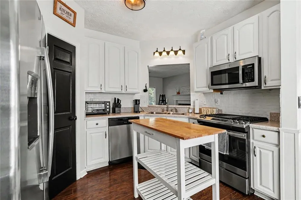5142 Spring Glen Court Douglasville, GA 30135