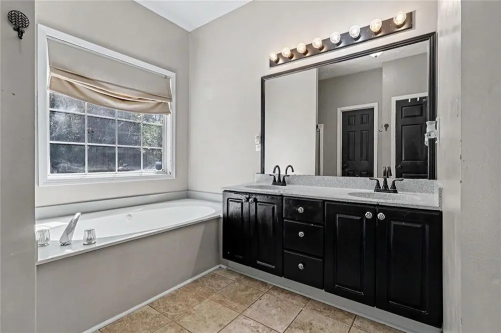 5142 Spring Glen Court Douglasville, GA 30135