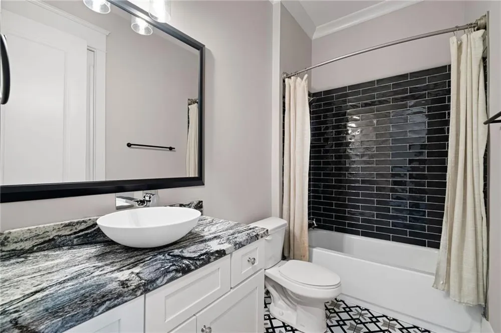 3368 Old Concord Road SE Smyrna, GA 30082