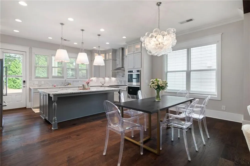 3368 Old Concord Road SE Smyrna, GA 30082