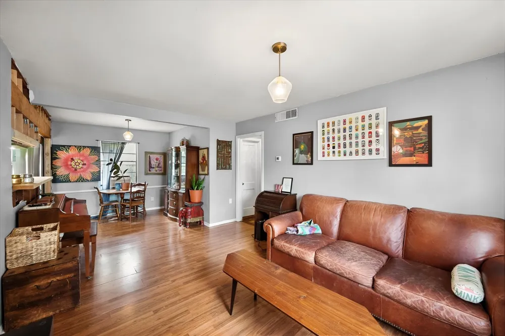 1405 Grace Street Arlington, TX 76010