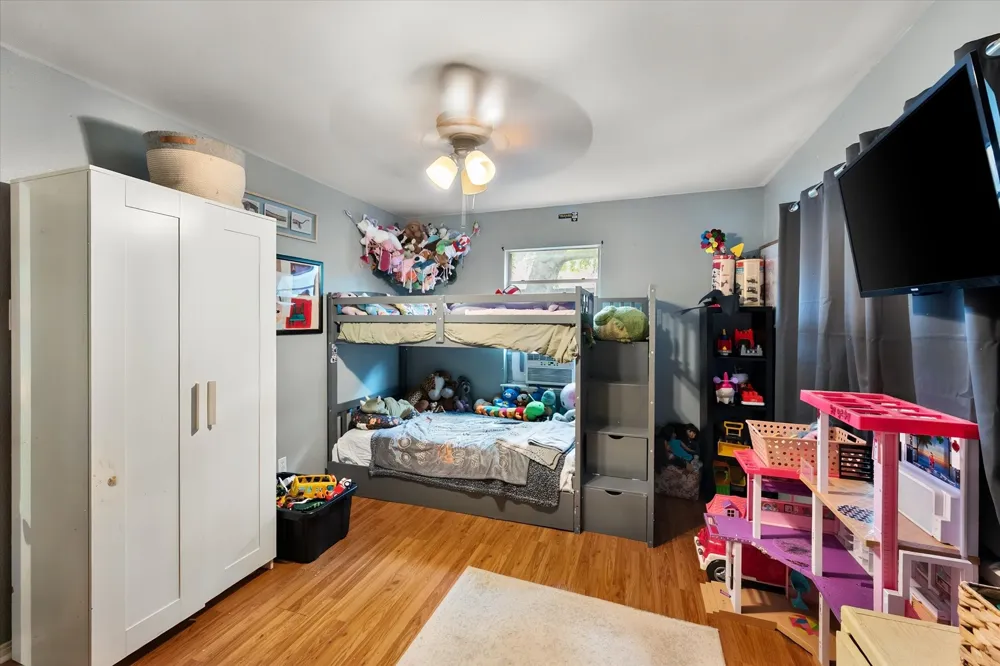 1405 Grace Street Arlington, TX 76010