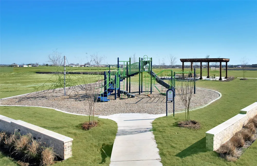 421 Avian Way Godley, TX 76044