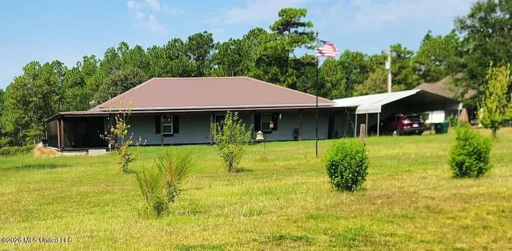 27588 E Lake Cypress Dr Perkinston, MS 39573