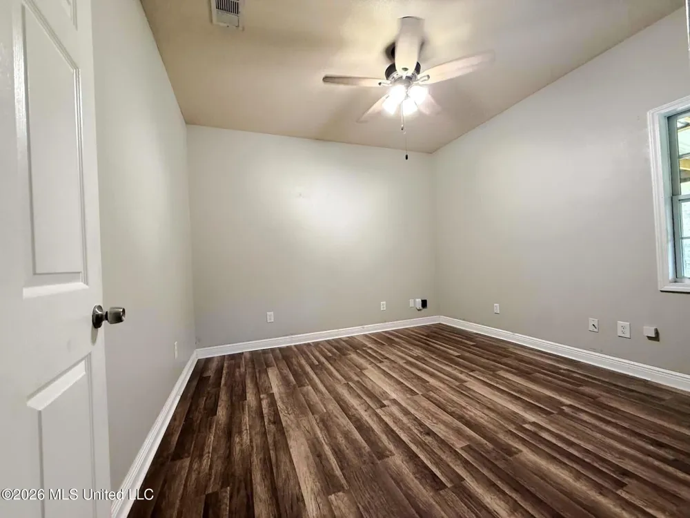 27588 E Lake Cypress Dr Perkinston, MS 39573