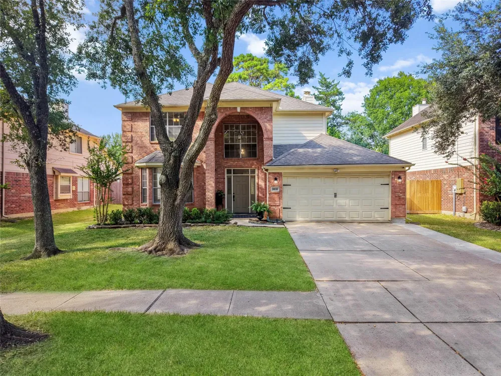 2212 Palm Lagoon Drive League City, TX 77573