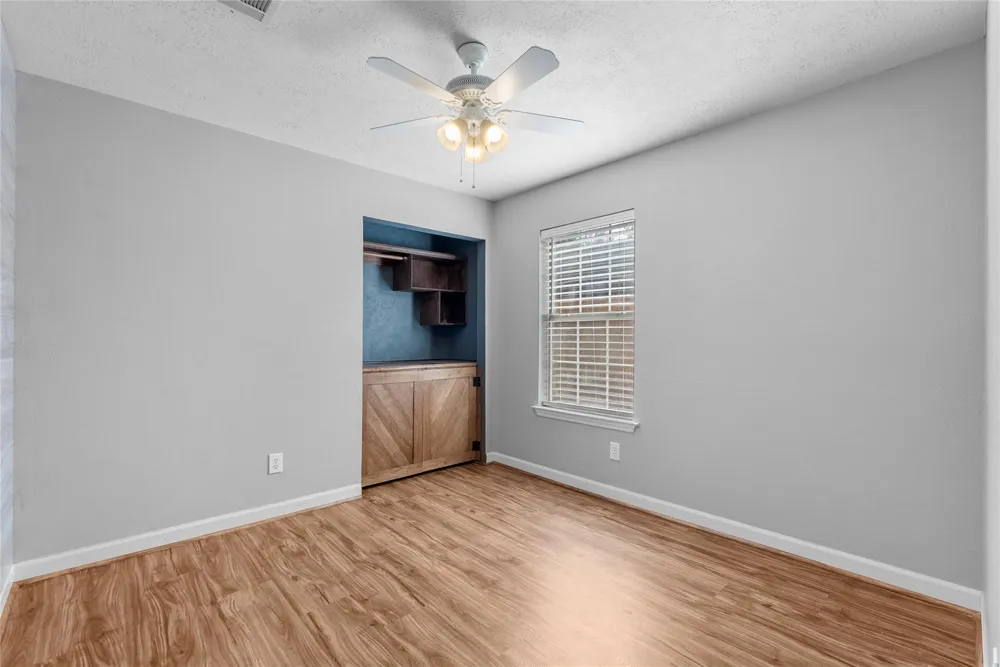 2212 Palm Lagoon Drive League City, TX 77573