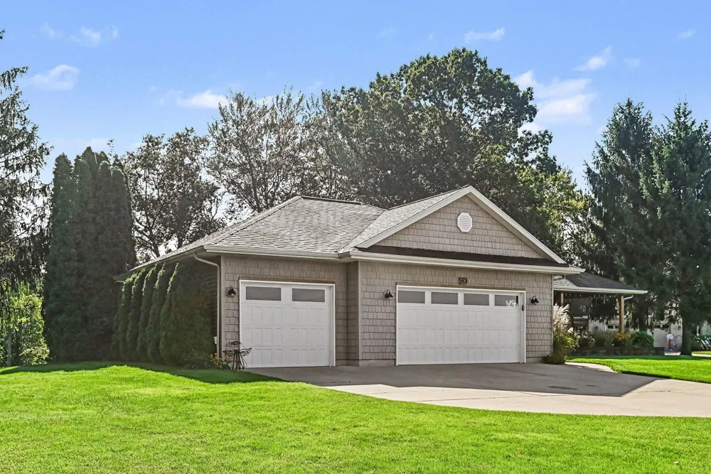 569 Hawksnest Drive South Haven, MI 49090
