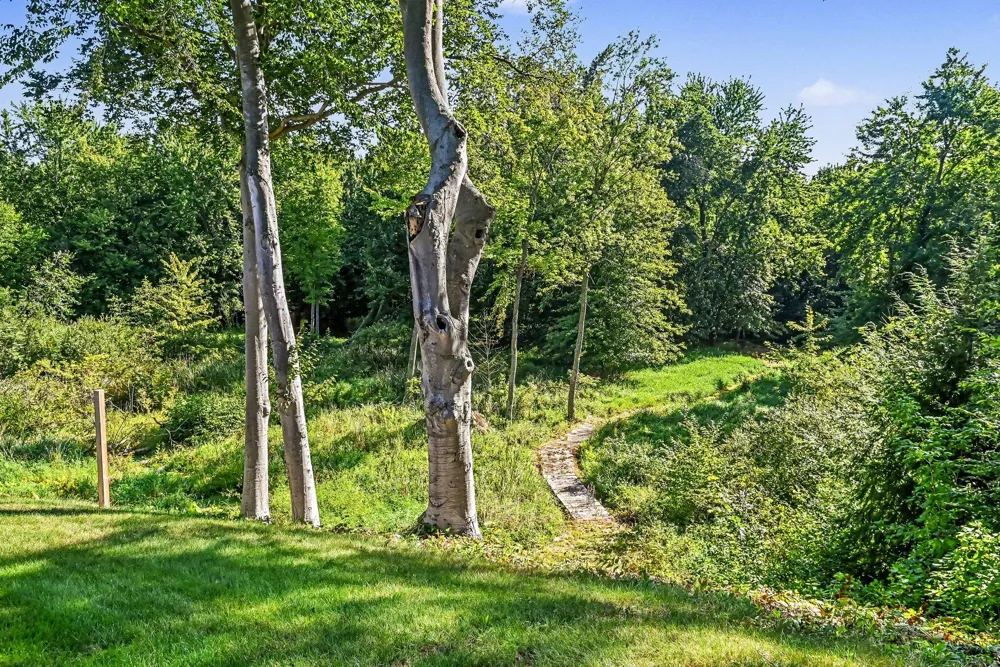 569 Hawksnest Drive South Haven, MI 49090