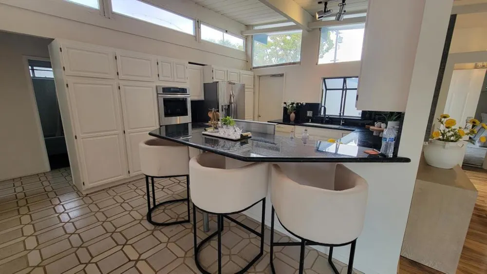 4154 Amaranta Court Palo Alto, CA 94306