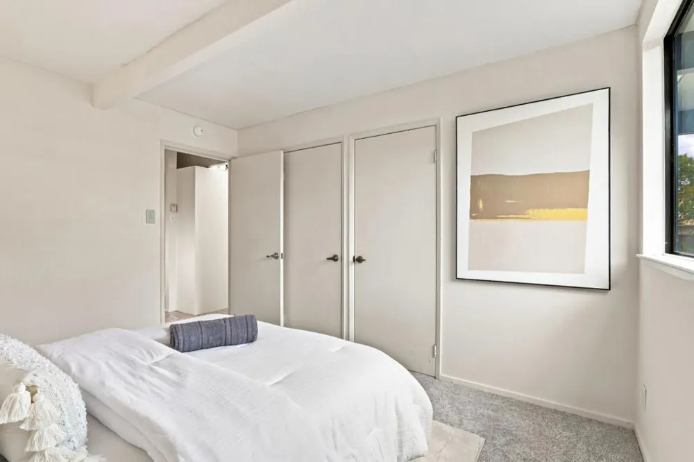 4154 Amaranta Court Palo Alto, CA 94306